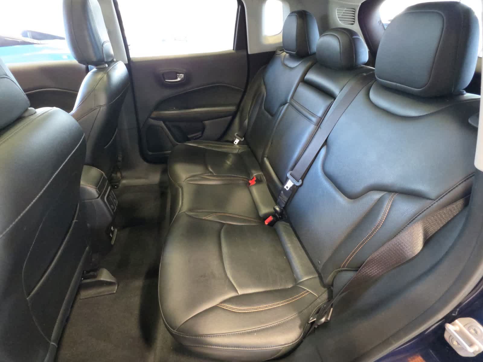 Used 2018 Jeep Compass Limited w/ Safe & Security Group AWD/4WD image 32