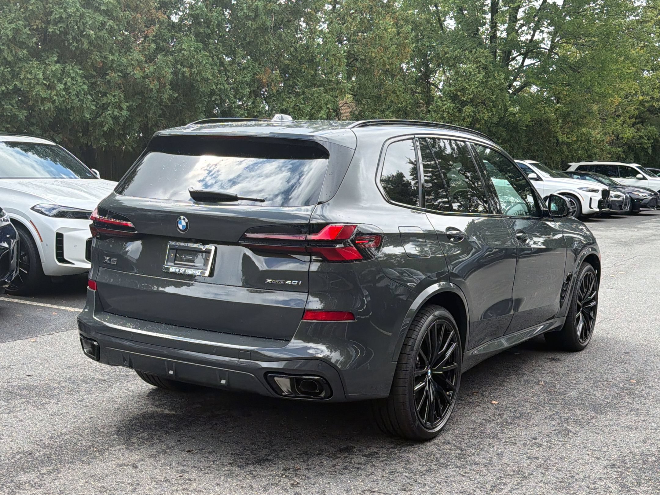 New 2026 BMW X5 xDrive40i w/ M Sport Package AWD/4WD image 9