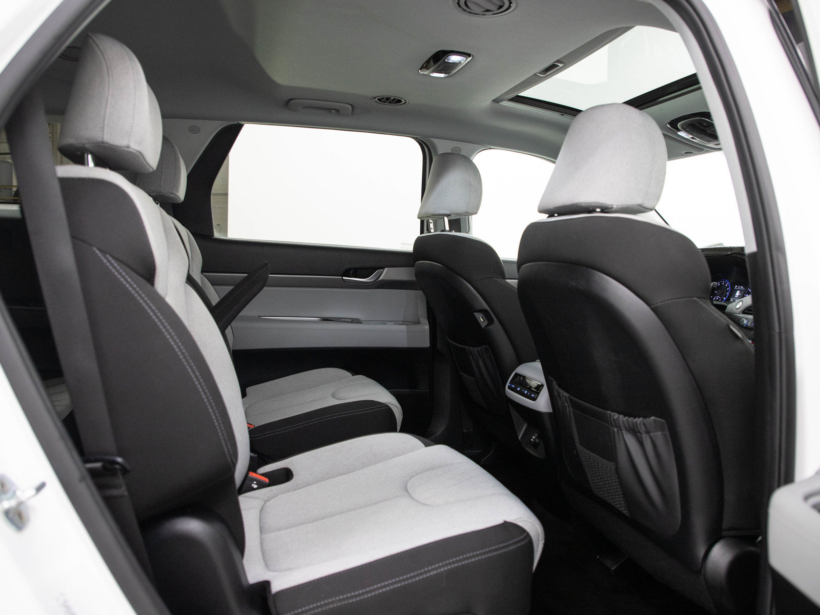 Used 2022 Hyundai Palisade SEL AWD/4WD image 13