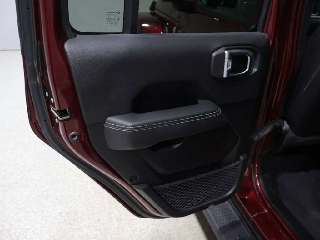 Certified 2021 Jeep Wrangler Unlimited Sahara image 19