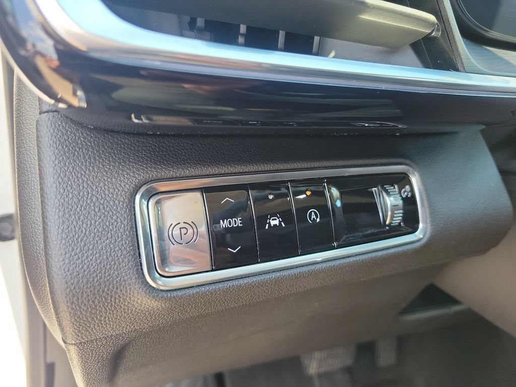 Used 2024 Buick Envision Preferred AWD/4WD image 29