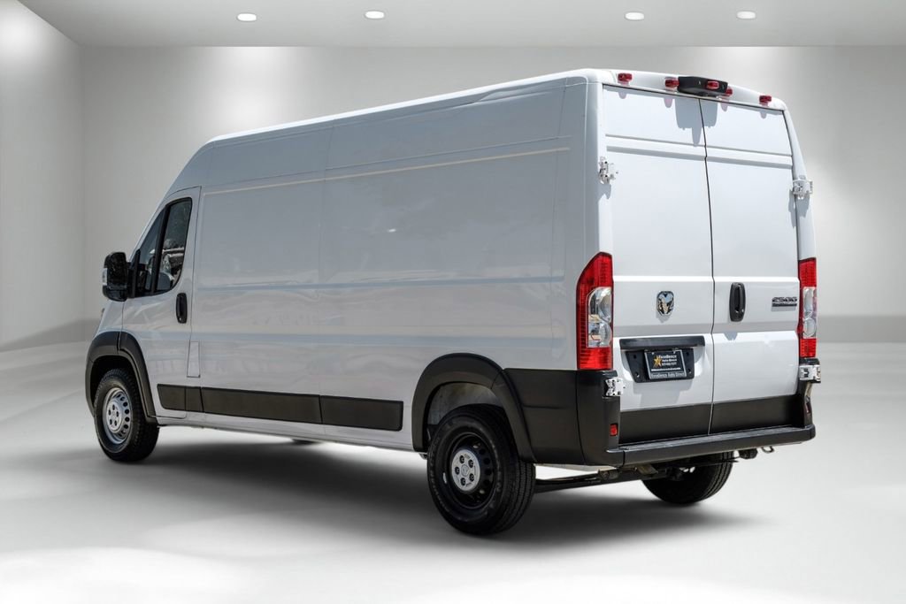 Used 2025 RAM ProMaster 2500 w/ Convenience Group FWD image 8