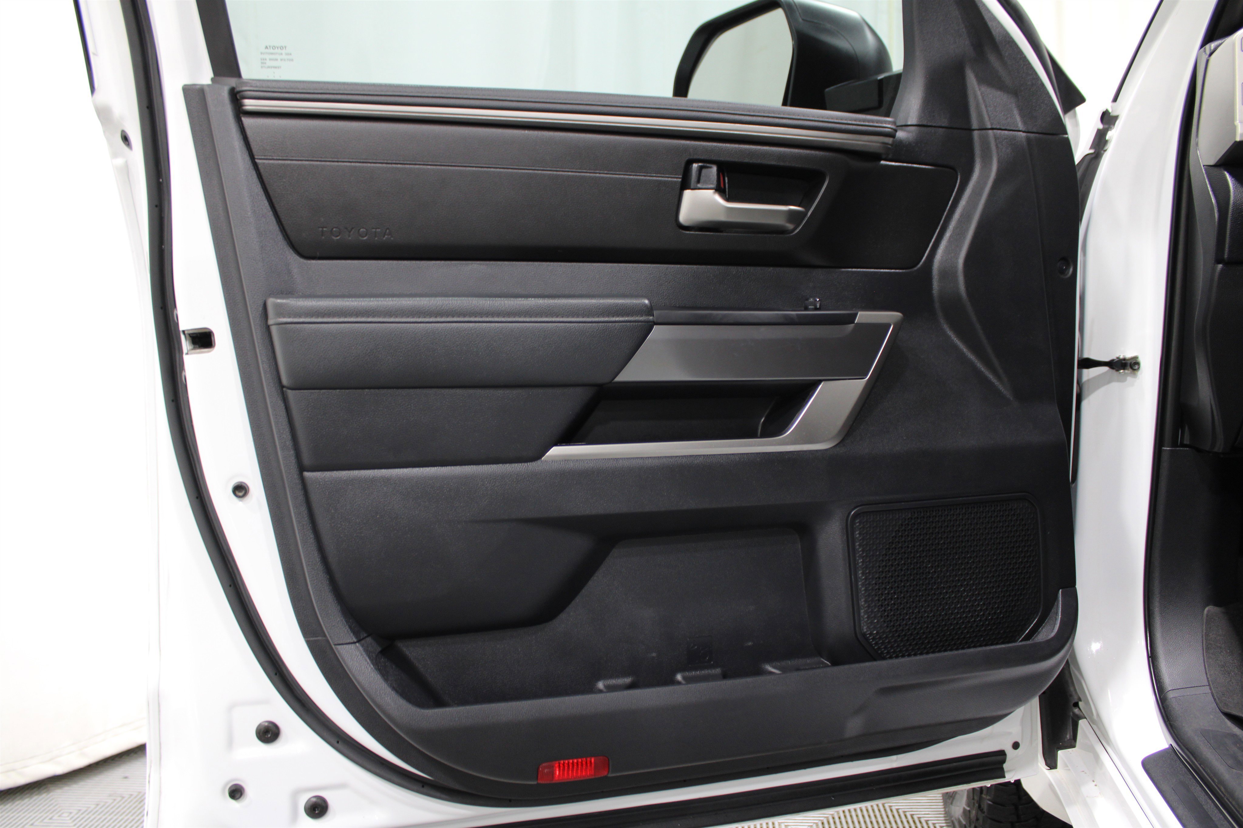 Used 2022 Toyota Tundra SR5 image 5