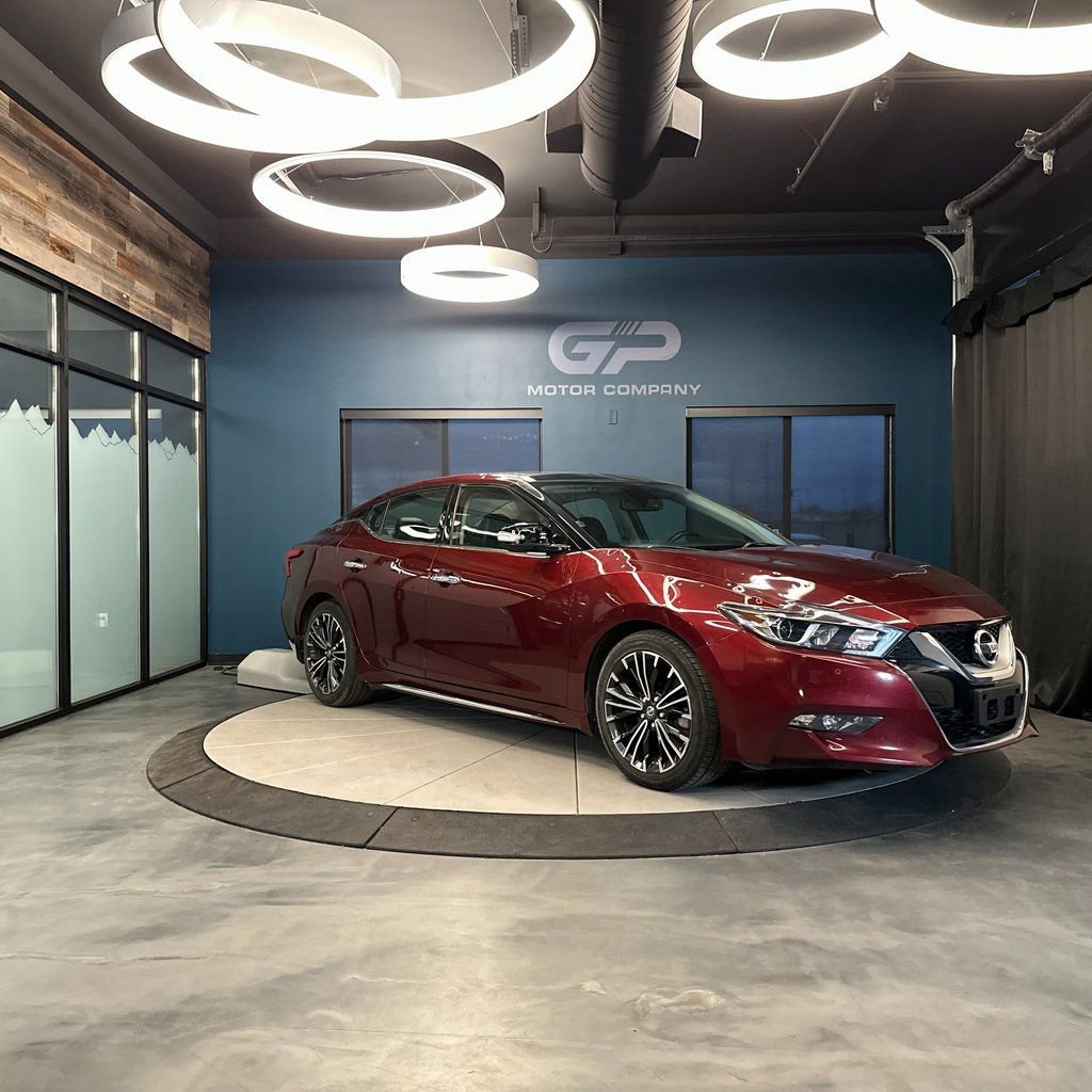 Used 2016 Nissan Maxima Platinum w/ Interior Lighting Package image 1