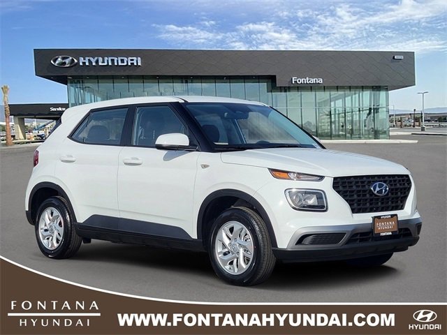 New 2026 Hyundai Venue SE