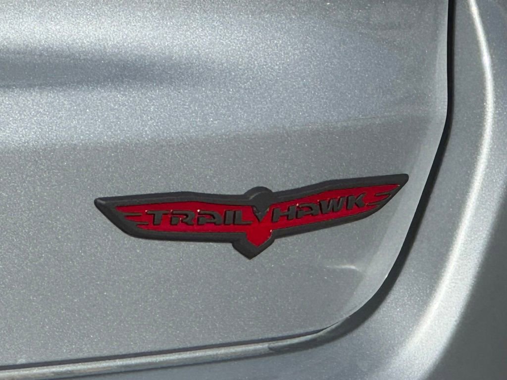 New 2026 Jeep Compass Trailhawk image 13