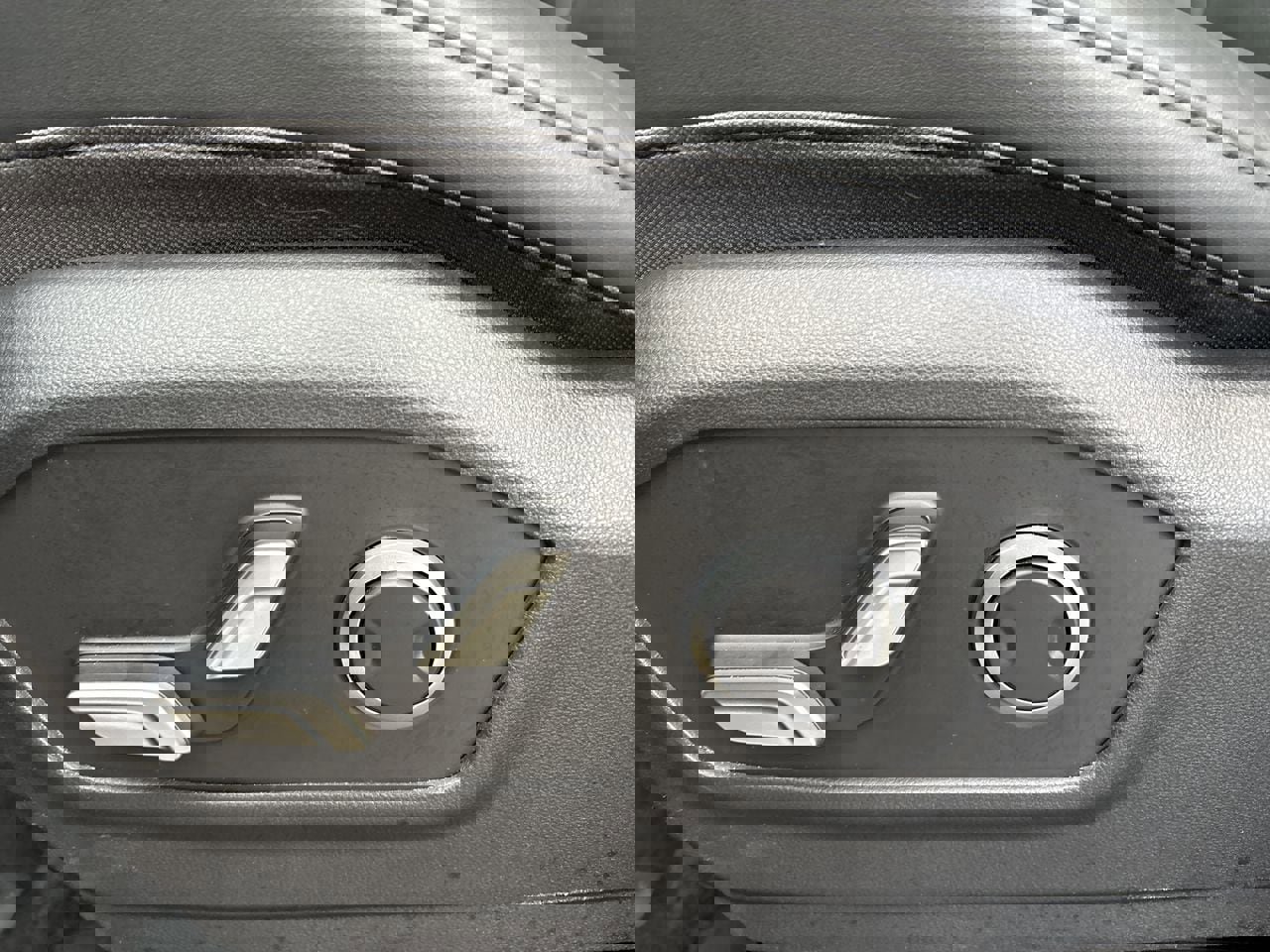 Certified 2025 Hyundai Santa Fe XRT image 13