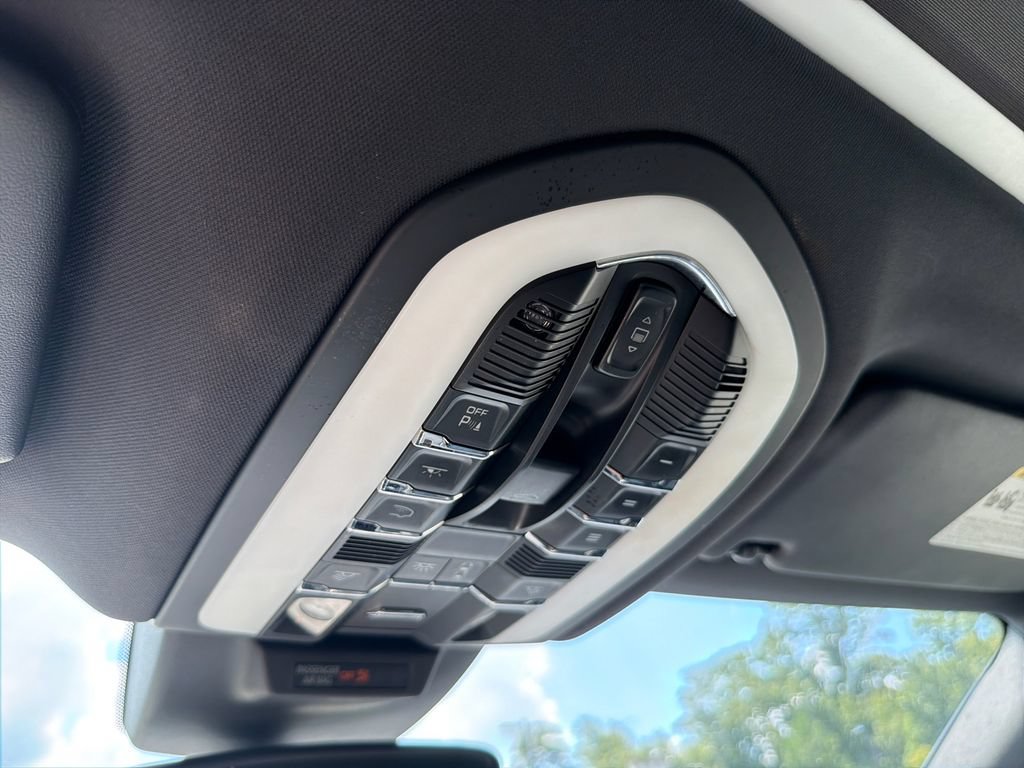 Used 2017 Porsche Macan S AWD/4WD image 31