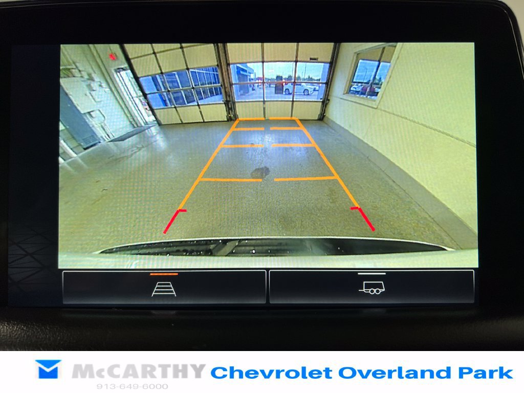 Used 2022 GMC Yukon XL AT4 AWD/4WD image 24