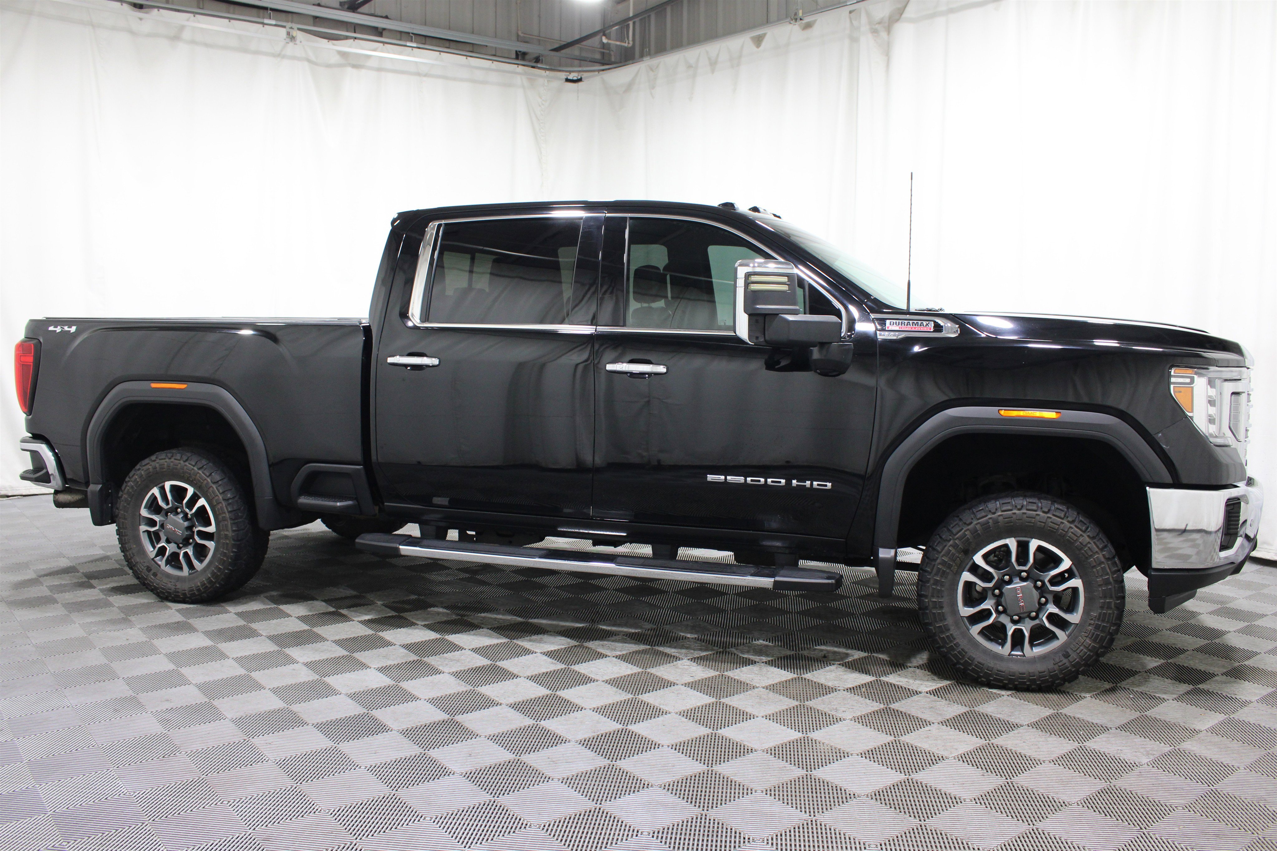 Used 2021 GMC Sierra 2500 SLT w/ SLT Preferred Package AWD/4WD image 28