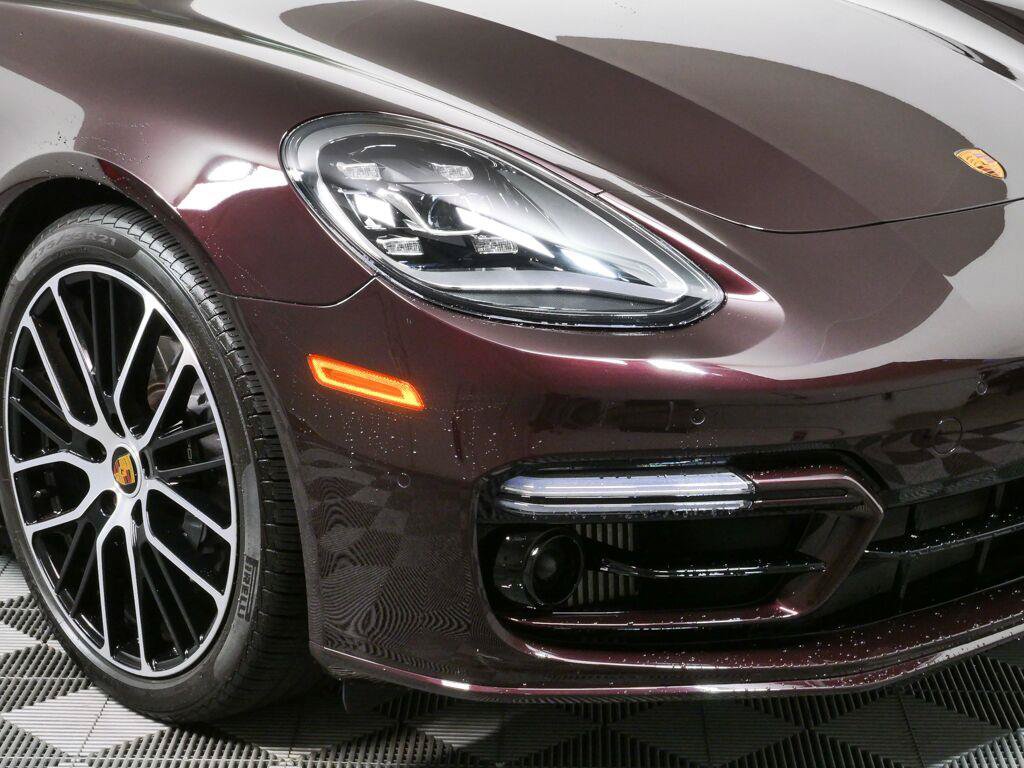 Used 2023 Porsche Panamera 4 AWD/4WD image 40