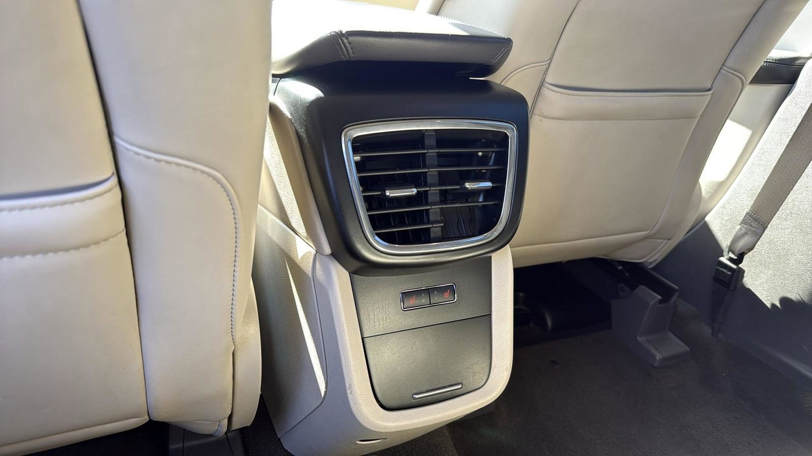 Used 2020 Lincoln Nautilus Reserve w/ Equipment Group 201A image 28