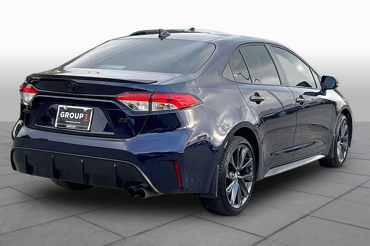 Used 2026 Toyota Corolla SE FWD image 12