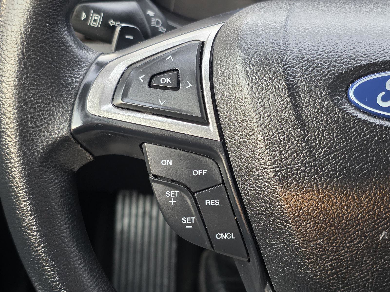 Used 2019 Ford Fusion SE image 13