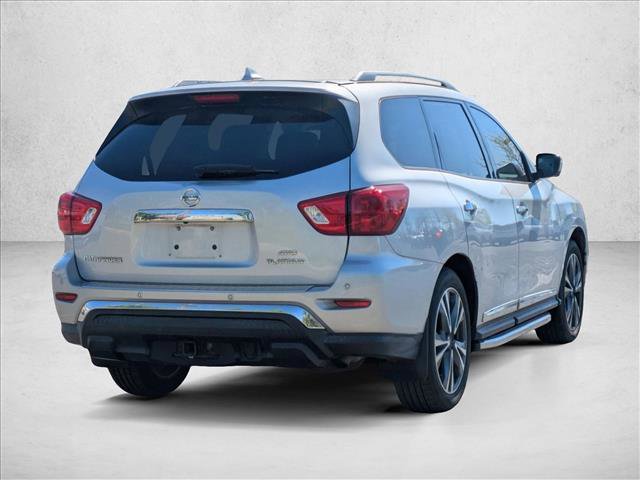 Used 2019 Nissan Pathfinder Platinum w/ Cargo Package image 5