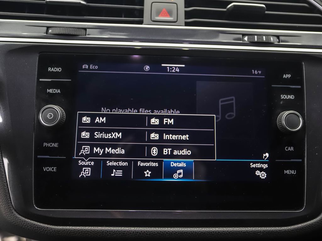 Used 2024 Volkswagen Tiguan SE R-Line image 16