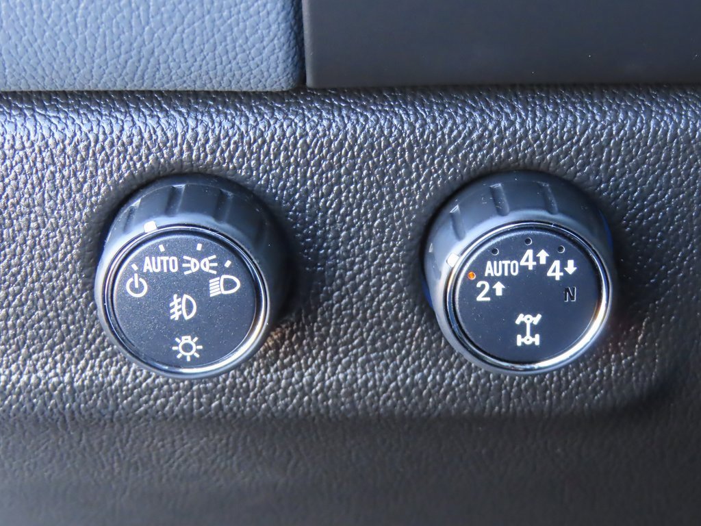 Used 2021 Chevrolet Colorado Z71 w/ Safety Package image 16