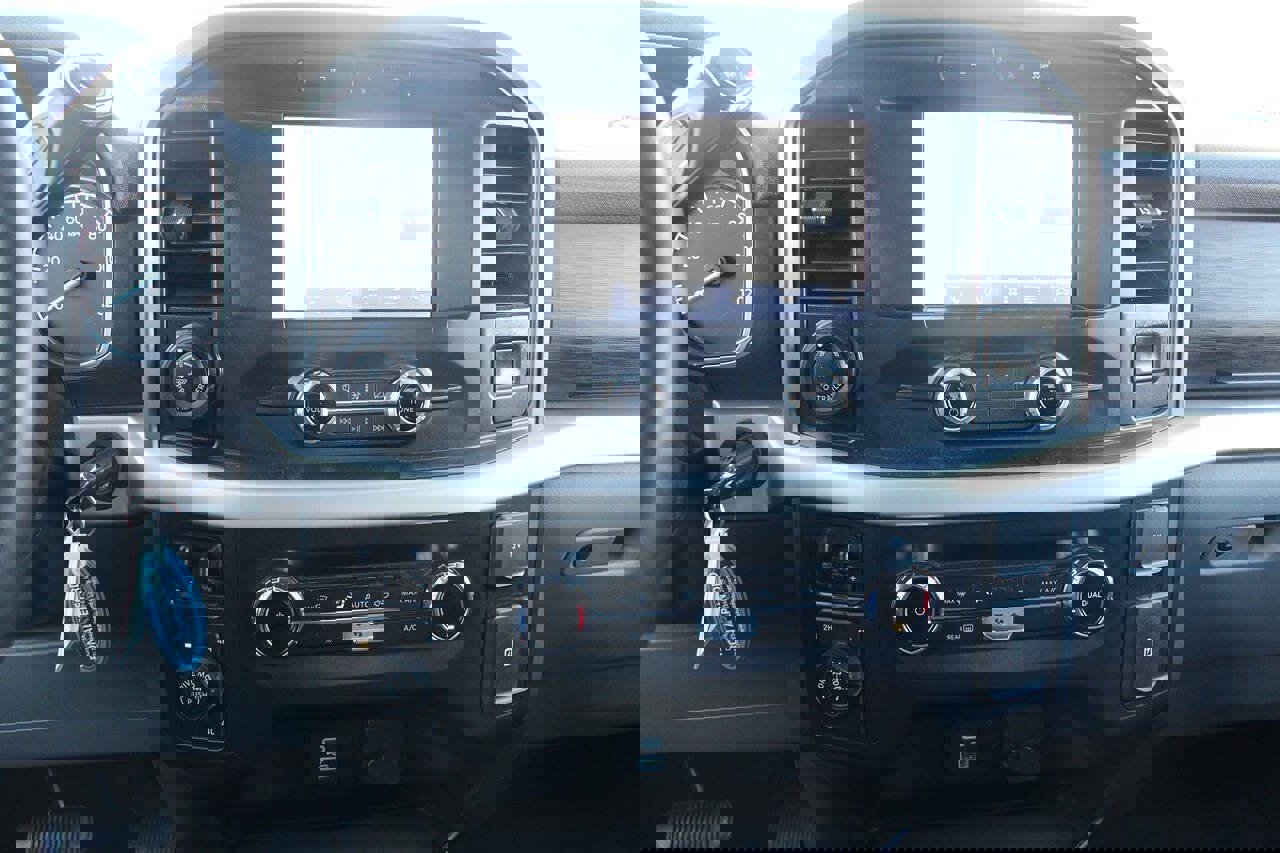 Used 2022 Ford F150 XLT w/ Equipment Group 301A Mid image 15