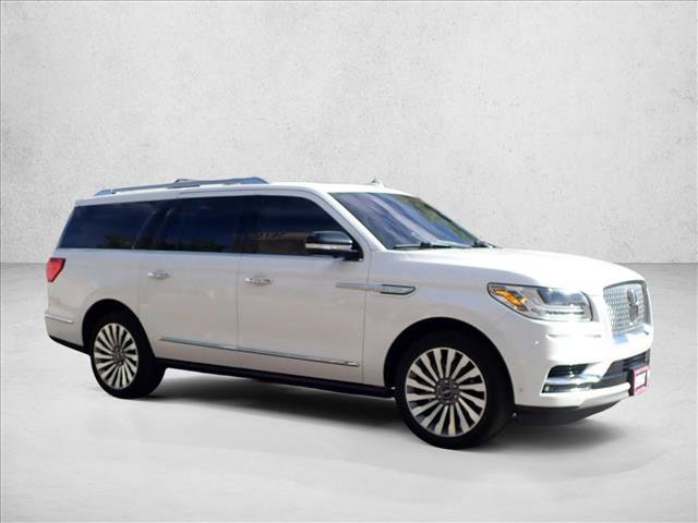 Used 2018 Lincoln Navigator L Reserve w/ Technology Package AWD/4WD image 6