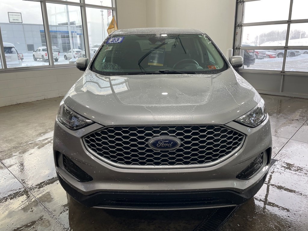 Used 2023 Ford Edge SEL image 2