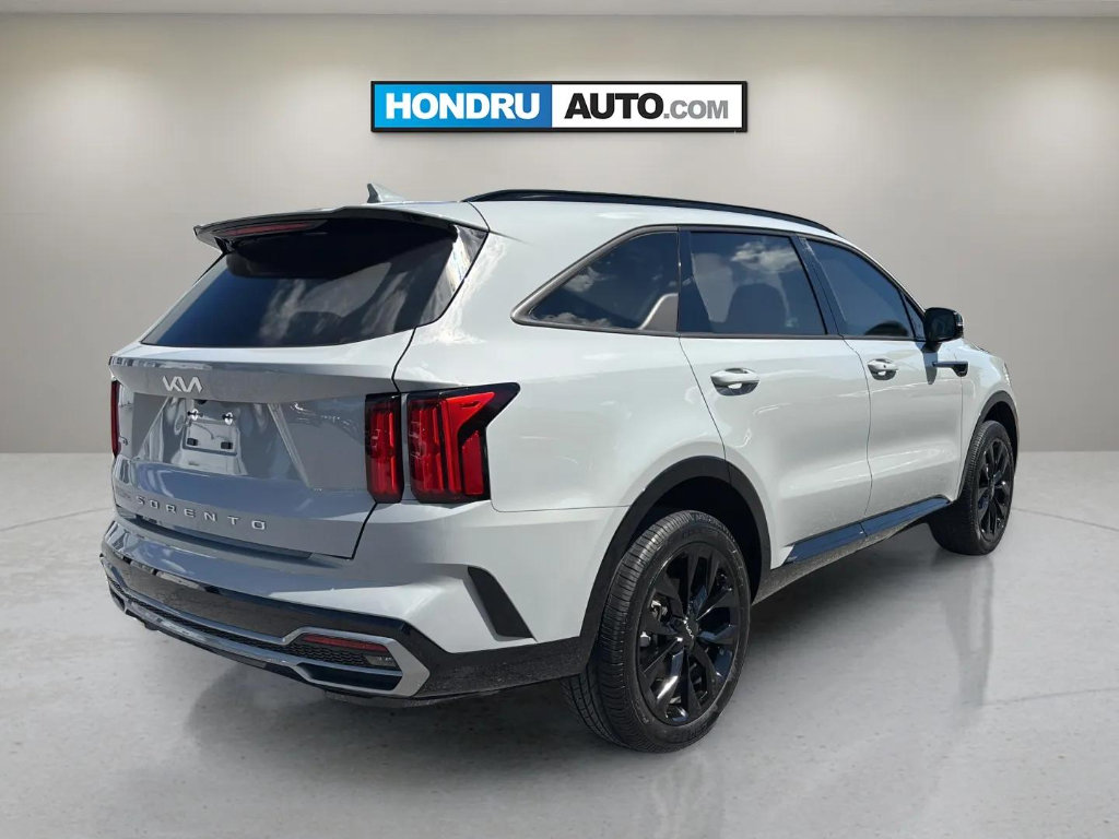 Used 2022 Kia Sorento SX AWD/4WD image 4