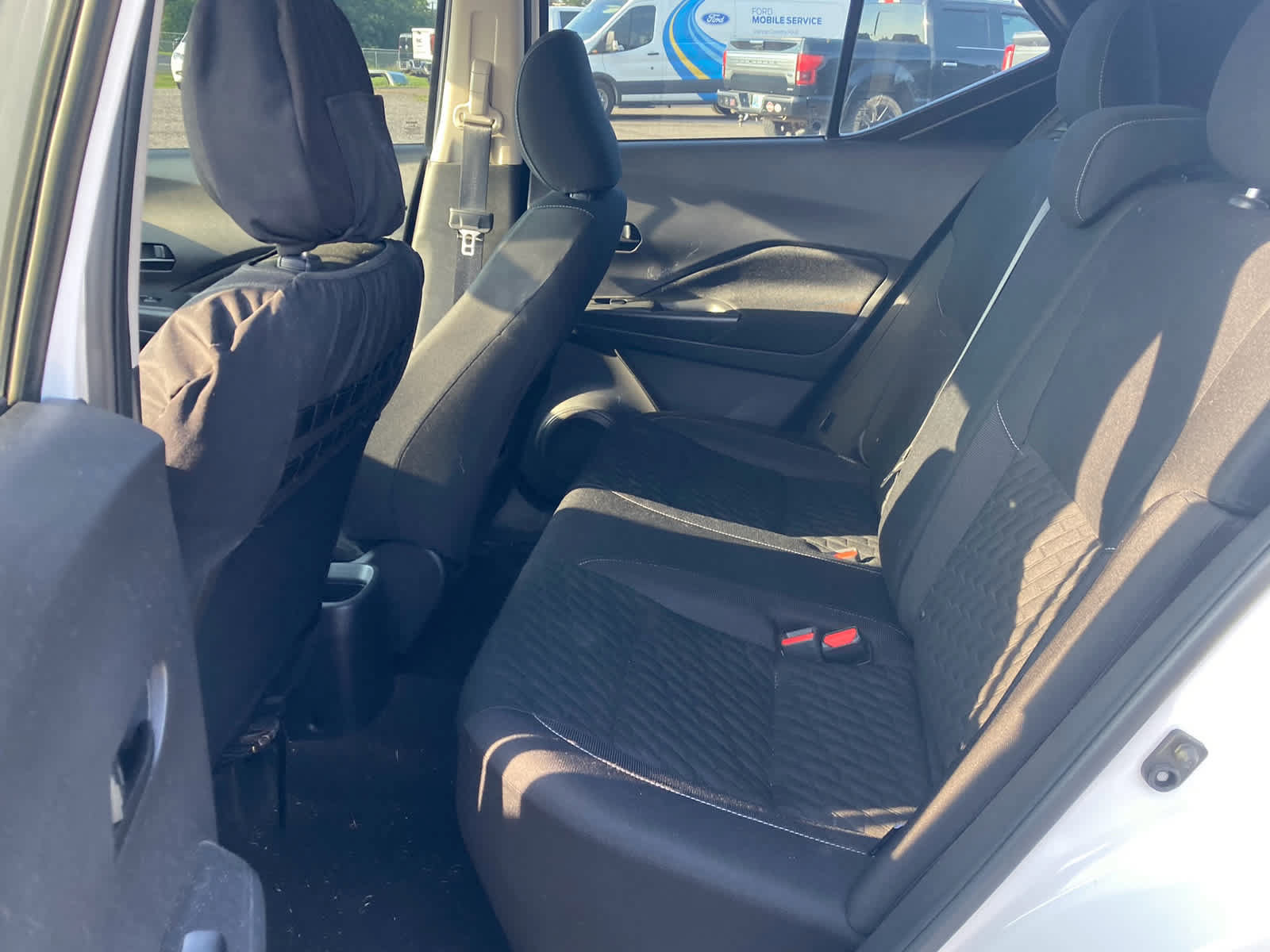 Used 2022 Nissan Kicks S FWD image 4
