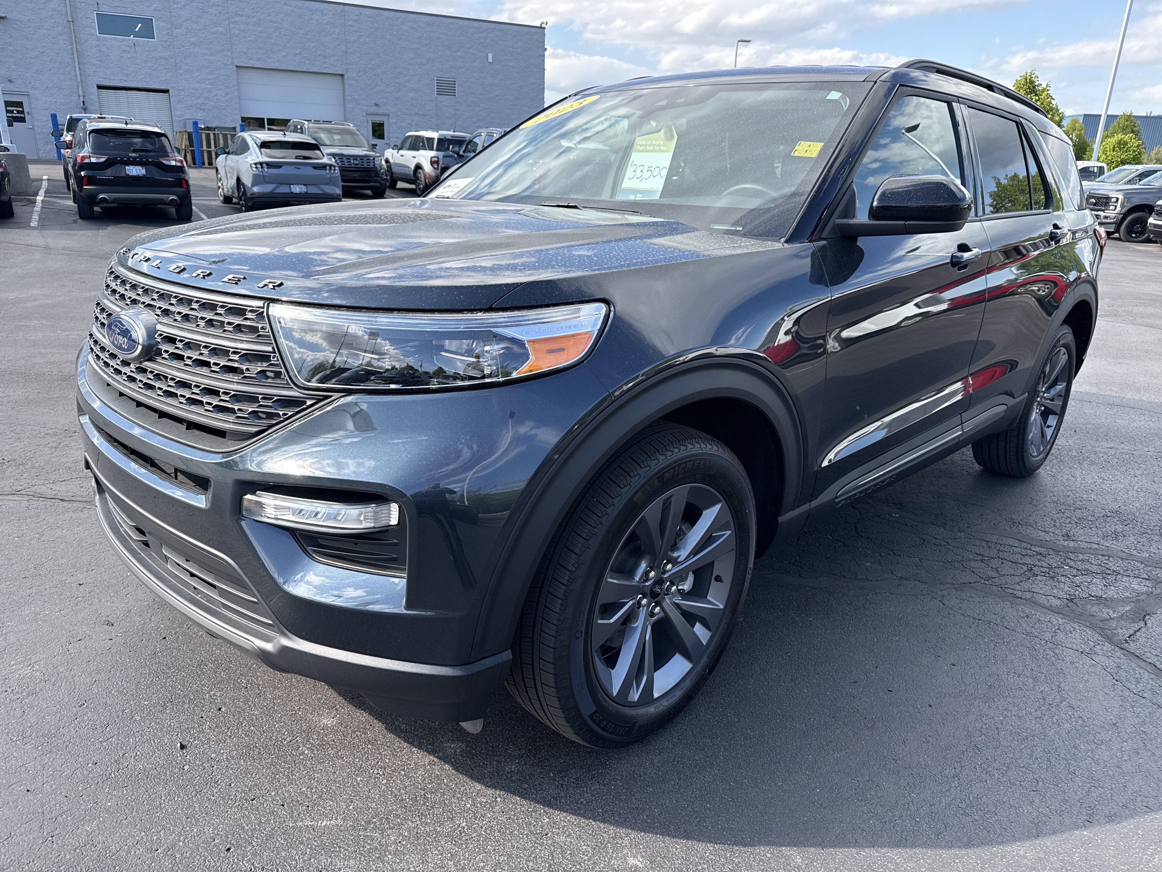Certified 2023 Ford Explorer XLT w/ Equipment Group 202A AWD/4WD image 2