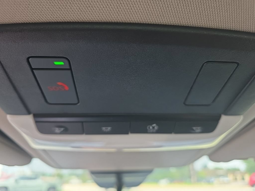 Used 2025 Nissan Altima 2.5 SV FWD image 24