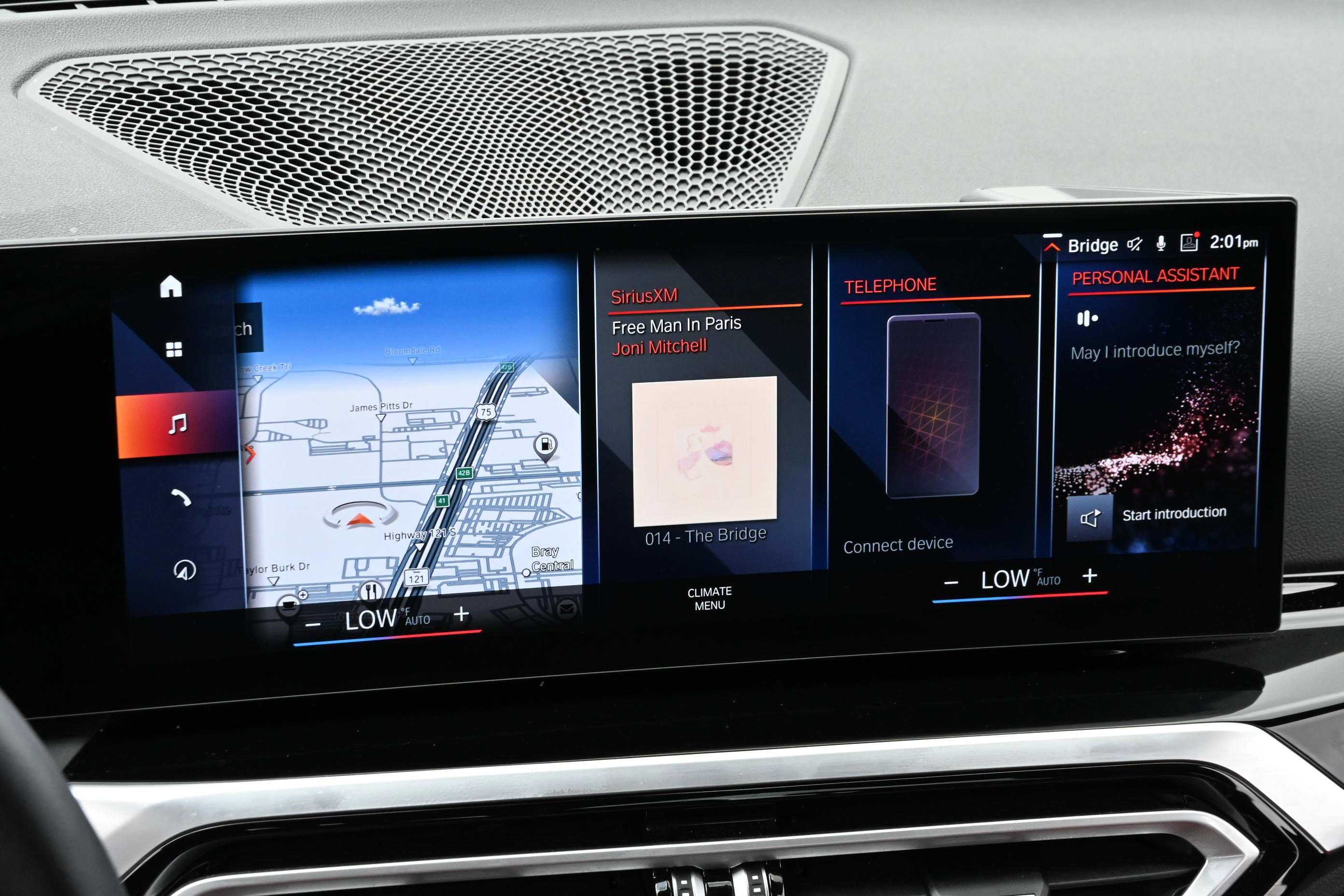 Certified 2024 BMW 330i Sedan w/ Premium Package image 17