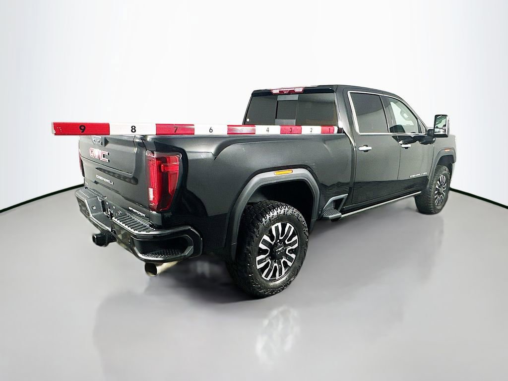Used 2022 GMC Sierra 2500 Denali w/ Denali Black Diamond Edition image 7