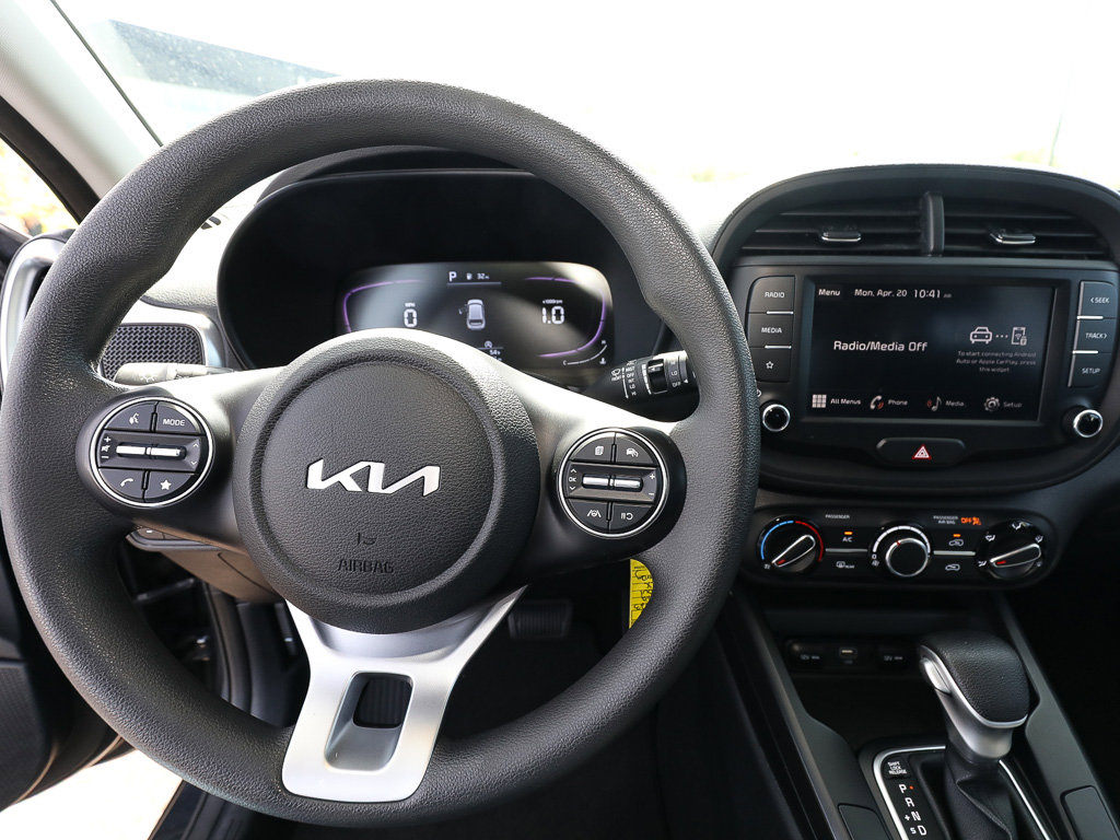 Used 2023 Kia Soul LX w/ Option Group 015 FWD image 14