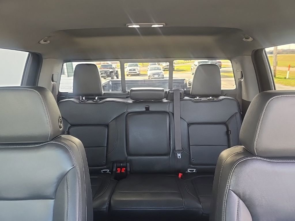 Used 2022 Chevrolet Silverado 2500 LT w/ Convenience Package image 18