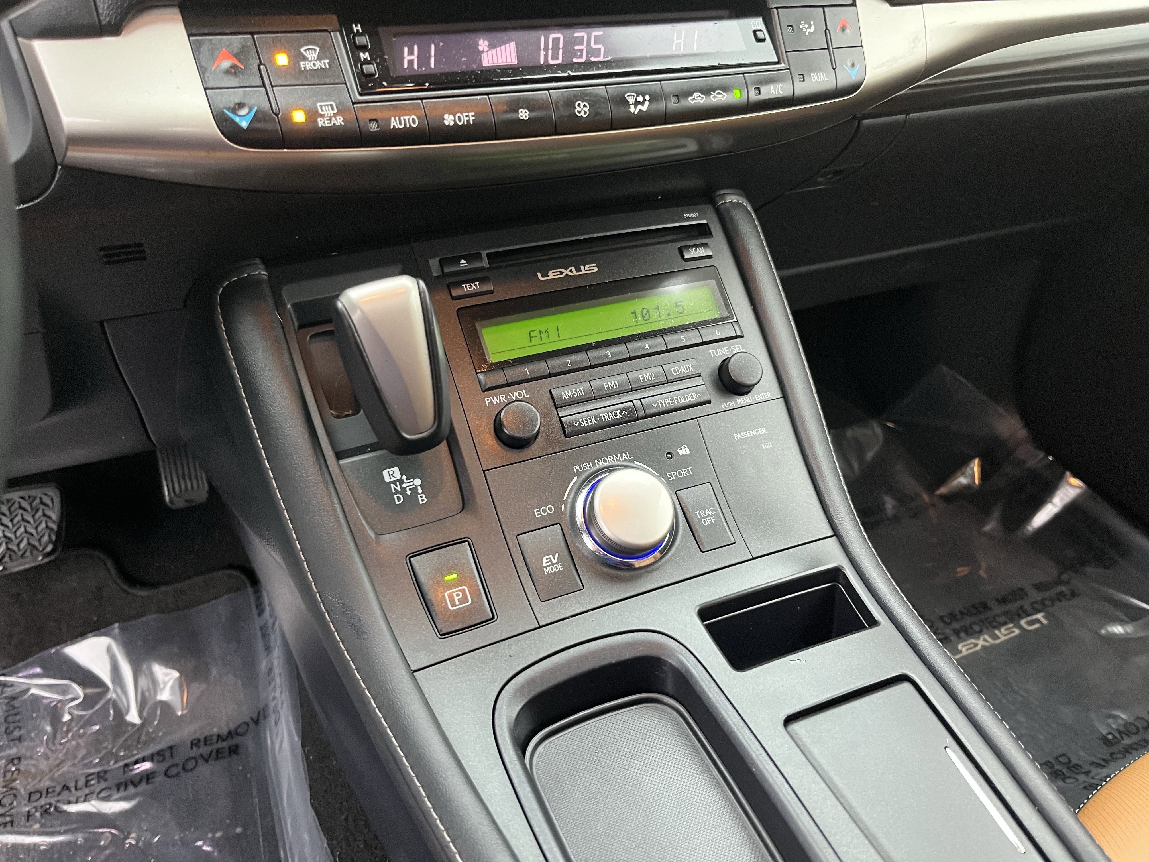 Used 2015 Lexus CT 200h image 24