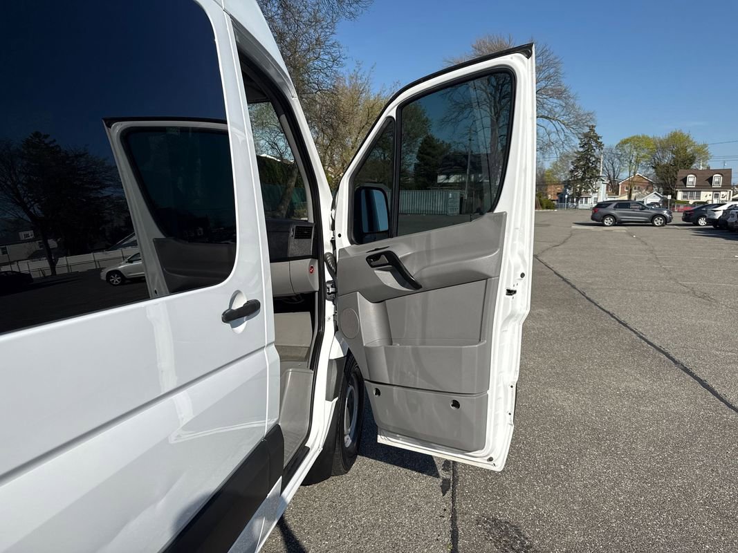 Used 2017 Mercedes-Benz Sprinter 2500 image 16
