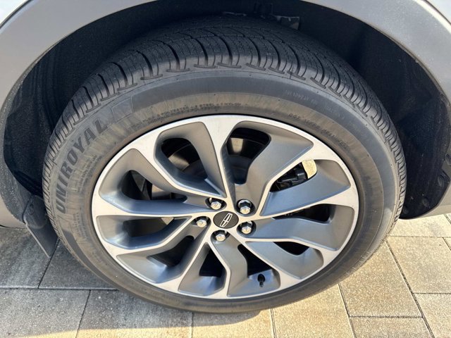 Certified 2021 Lincoln Nautilus Reserve w/ Equipment Group 201A image 37