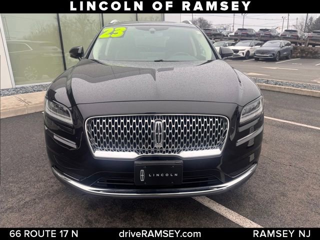 Used 2023 Lincoln Nautilus Reserve image 10