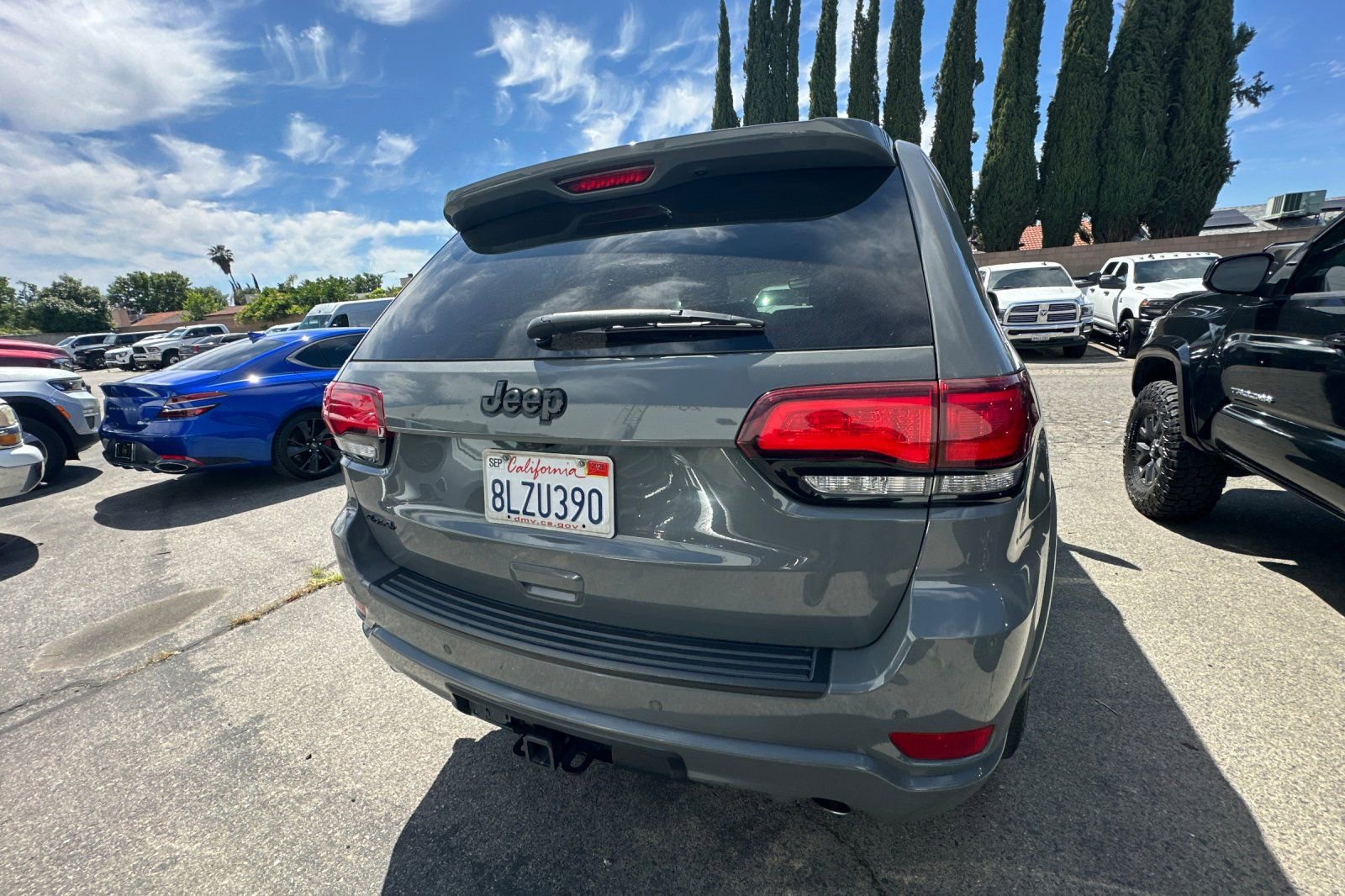 Used 2020 Jeep Grand Cherokee Altitude image 6