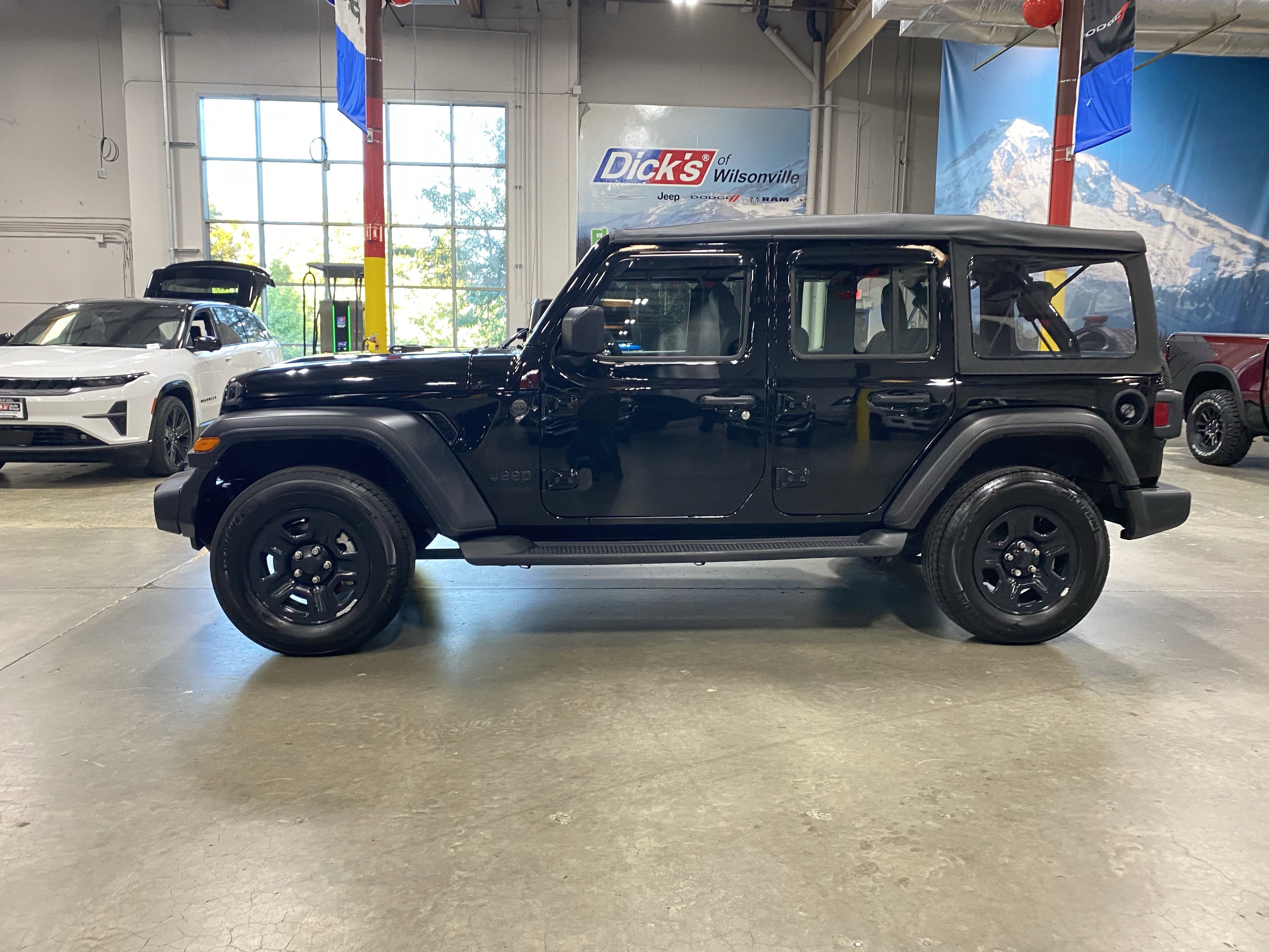 Certified 2022 Jeep Wrangler Unlimited Sport image 2