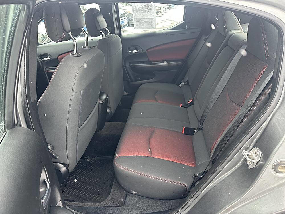 Used 2011 Dodge Avenger Heat image 12