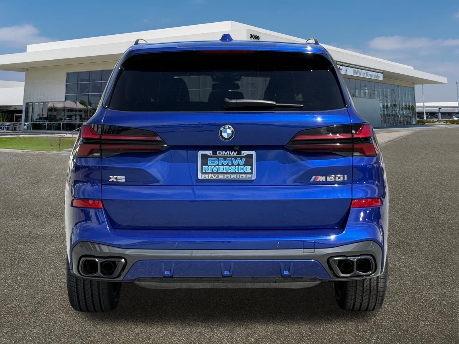 Used 2026 BMW X5 M60i image 9