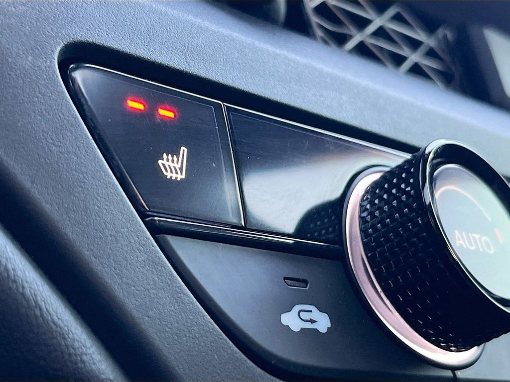 Used 2024 Honda Accord EX image 19