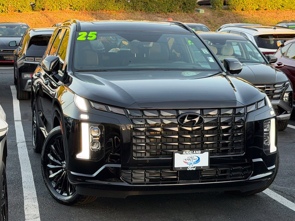 Certified 2025 Hyundai Palisade Calligraphy AWD/4WD image 1
