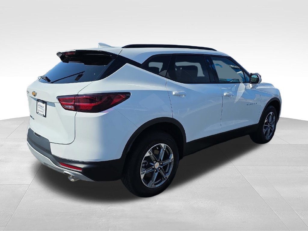 New 2026 Chevrolet Blazer LT w/ Convenience Package AWD/4WD image 5