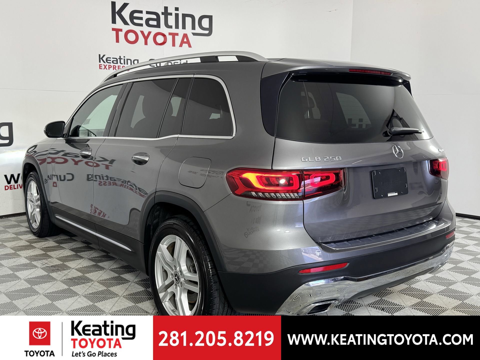 Used 2021 Mercedes-Benz GLB 250 4MATIC image 5