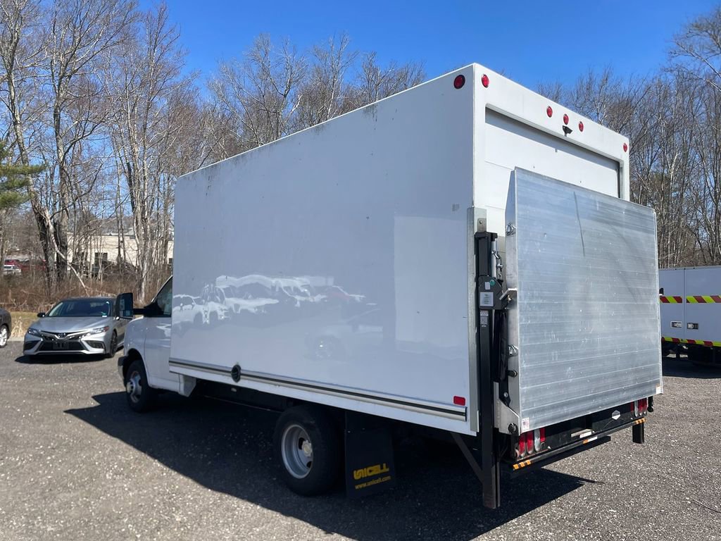 Used 2023 Chevrolet Express 3500 w/ Power Convenience Package RWD image 8