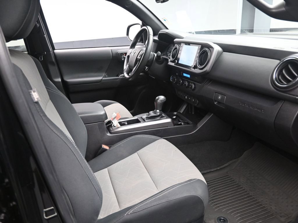Used 2023 Toyota Tacoma TRD Sport w/ Advanced Technology Package AWD/4WD image 24