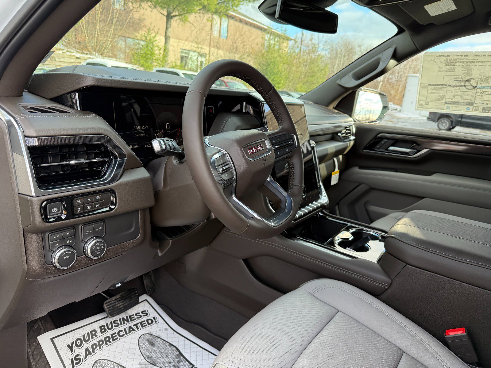 New 2026 GMC Yukon Elevation image 13