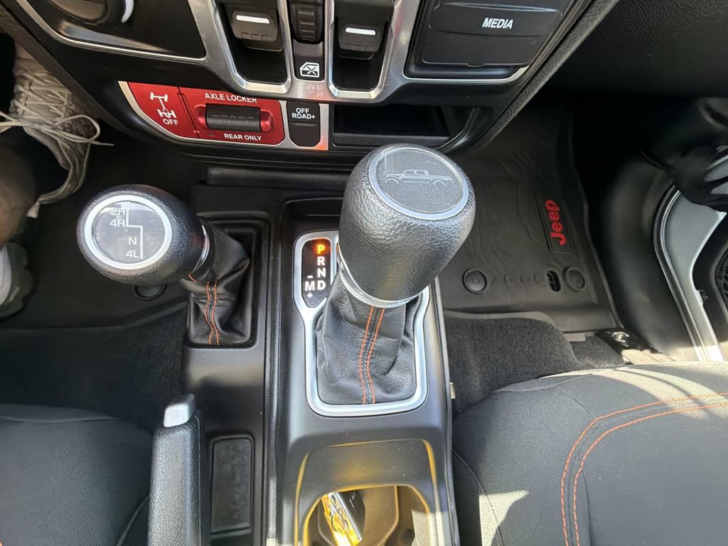 Certified 2023 Jeep Gladiator Mojave AWD/4WD image 18