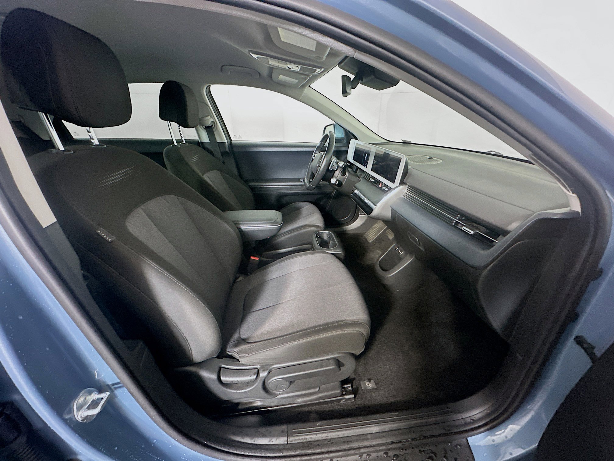 Used 2024 Hyundai Ioniq 5 SEL RWD image 32