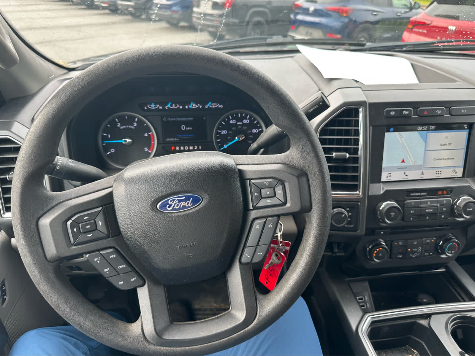 Used 2018 Ford F350 XLT w/ XLT Premium Package AWD/4WD image 13